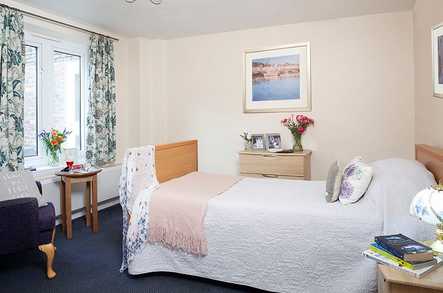 Priory Court Care Home Epsom  - 2