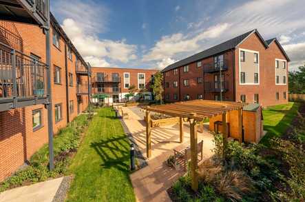 Pym Court Retirement Living Topsham  - 1