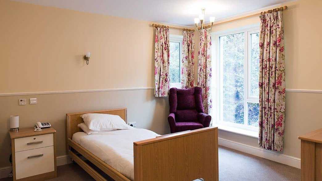 quarry-house-care-home-bristol-bs16-2ed