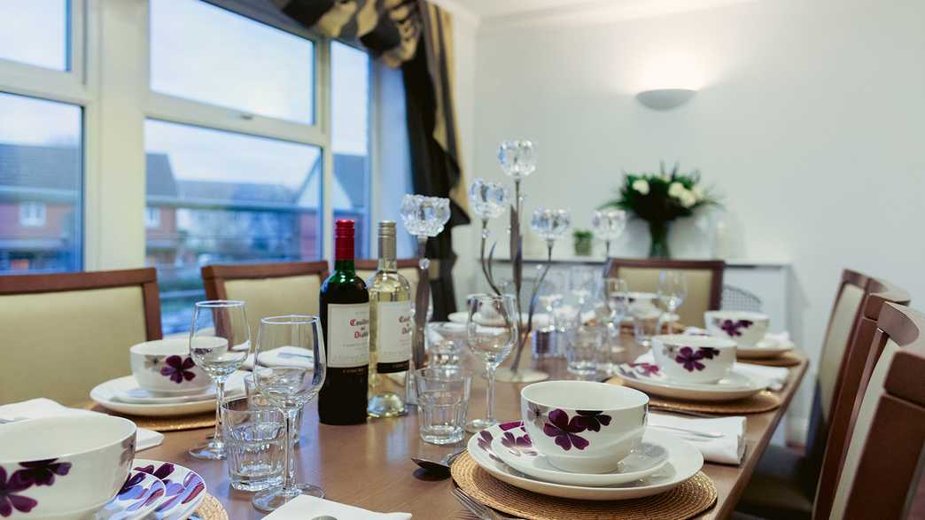 Queen Elizabeth Park Care Home Care Home Guildford meals-carousel - 3