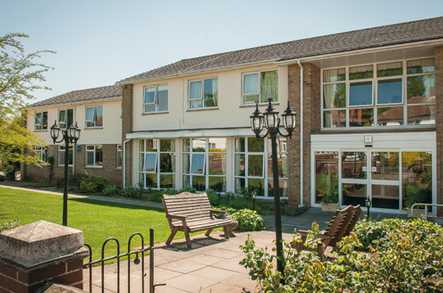 Queenswood Care Home Nottingham  - 1