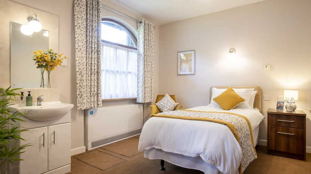 Honey Lane Care Home Care Home Waltham Abbey accommodation-carousel - 1