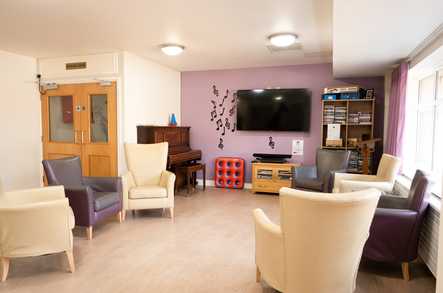 Mayfields Care Home Ellesmere Port  - 3