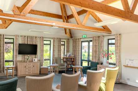 Lawnfield House Care Home London  - 2