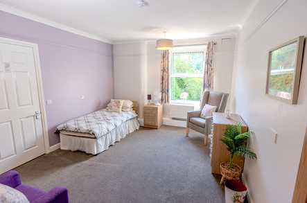 Glen Rosa & Kitwood House Care Home Ilkley  - 5