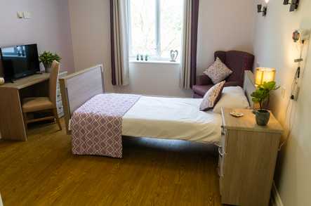 Yarnton Residential and Nursing Home Care Home Kidlington  - 4