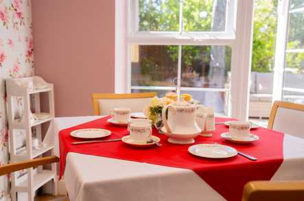 Upton Dene Residential and Nursing Home Care Home Chester  - 4