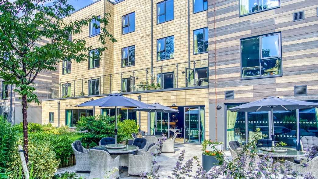 Richmond Villages Cheltenham Retirement Living Cheltenham wellbeing-carousel - 5