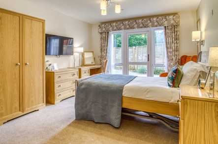 Richmond Village Willaston Care Home Care Home Willaston  - 4