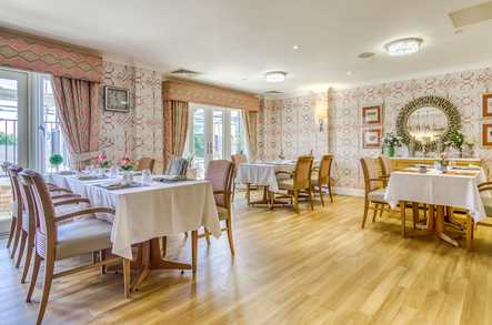 Richmond Villages Wood Norton Care Home Care Home Evesham  - 4