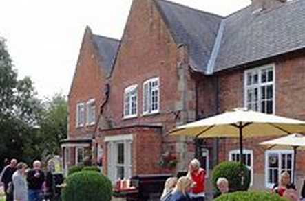 Radcliffe Manor House Care Home Nottingham  - 1