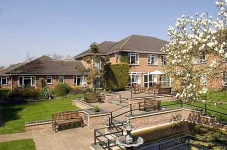 Rayners Residential Care Home Care Home Amersham  - 1