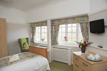 Red Court Care Home Care Home Croydon  - 5