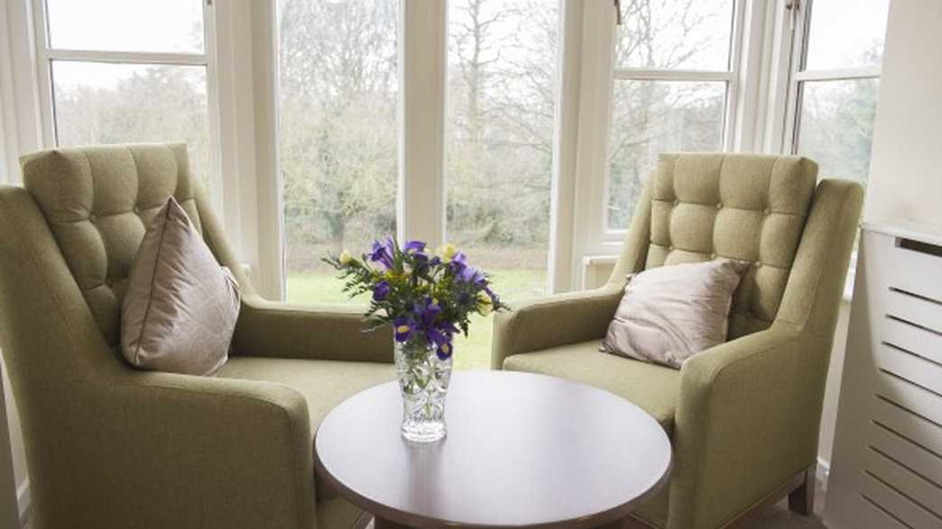 Red Court Care Home Care Home Croydon buildings-carousel - 4