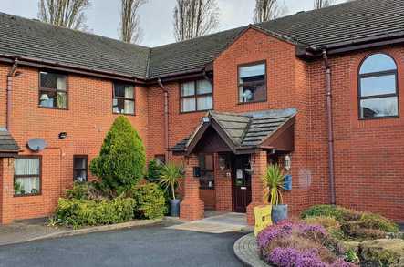 Red Hill Care Centre Care Home Worcester  - 1