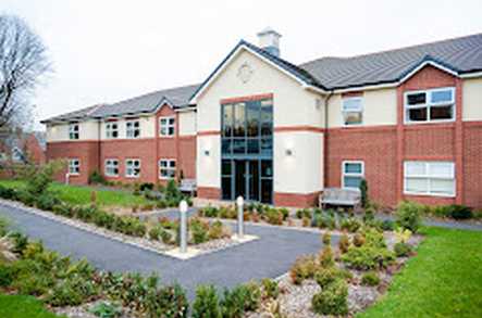 Redhill Court Residential Care Home Care Home Birmingham  - 1