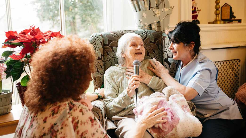 Peel Moat Care Home Care Home Stockport activities-carousel - 4