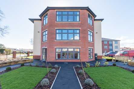 Ridgewood Court Residential Care Home Care Home Wirral  - 5