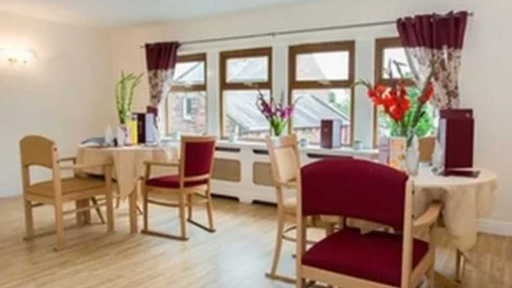 Roberttown Care Home Care Home Liversedge meals-carousel - 2