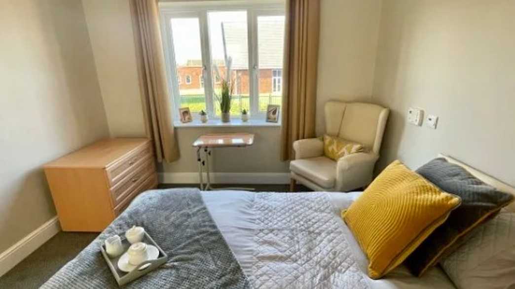 Roseberry Court Care Home Redcar accommodation-carousel - 1