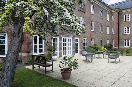 Rosewood House Care Home Care Home Stepney Green  - 1