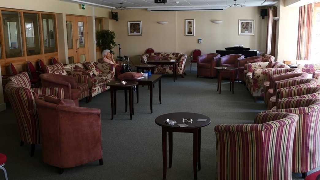 Royd Court Retirement Living Mirfield lifestyle-carousel - 2