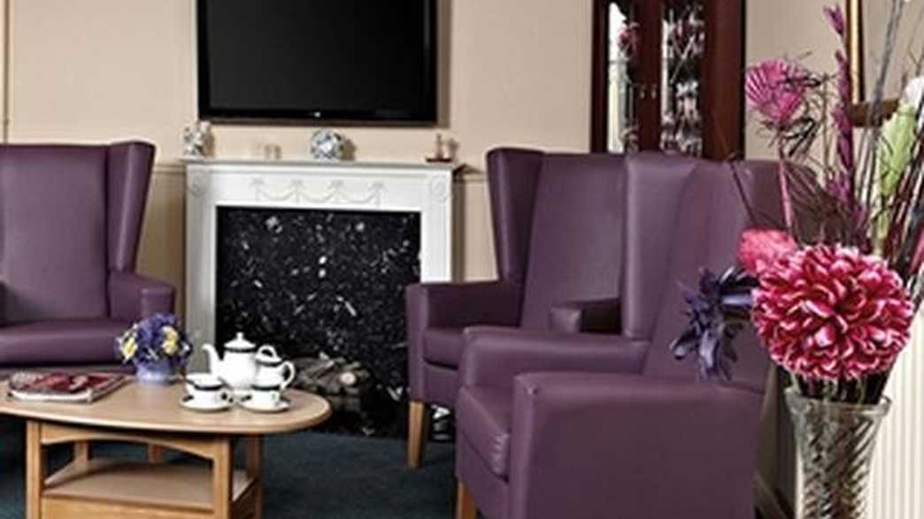Ryland View Care Home Care Home Tipton buildings-carousel - 1