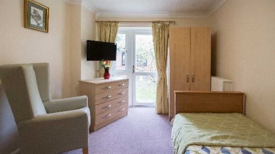 St George's Care Home Care Home Cobham accommodation-carousel - 2