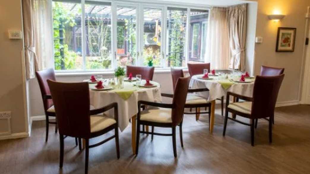 St George's Care Home Care Home Cobham meals-carousel - 1