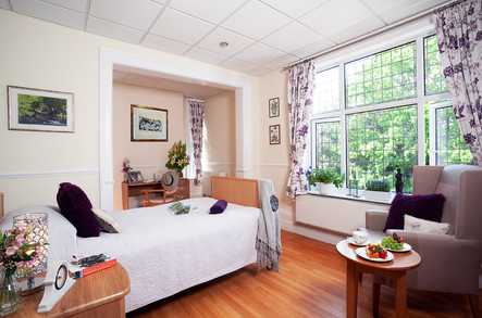 Southborough Nursing Home Care Home Surbiton  - 4