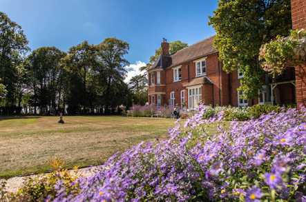 Bartlett's Residential Home Care Home Aylesbury  - 1