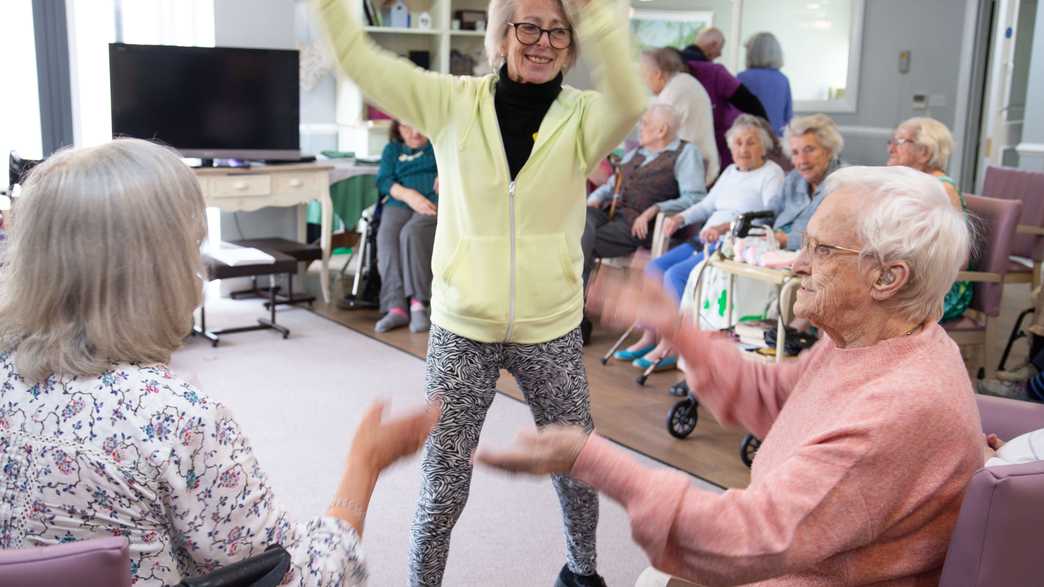 Scarlet House Care Home Stroud activities-carousel - 6