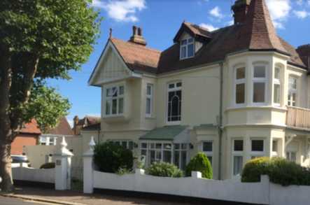 Eldercroft Care Home Limited Care Home Westcliff On Sea  - 1