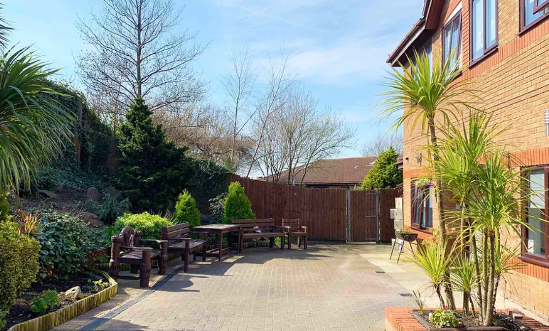 Roxburgh House Care Home Care Home Bootle, L20 9PS