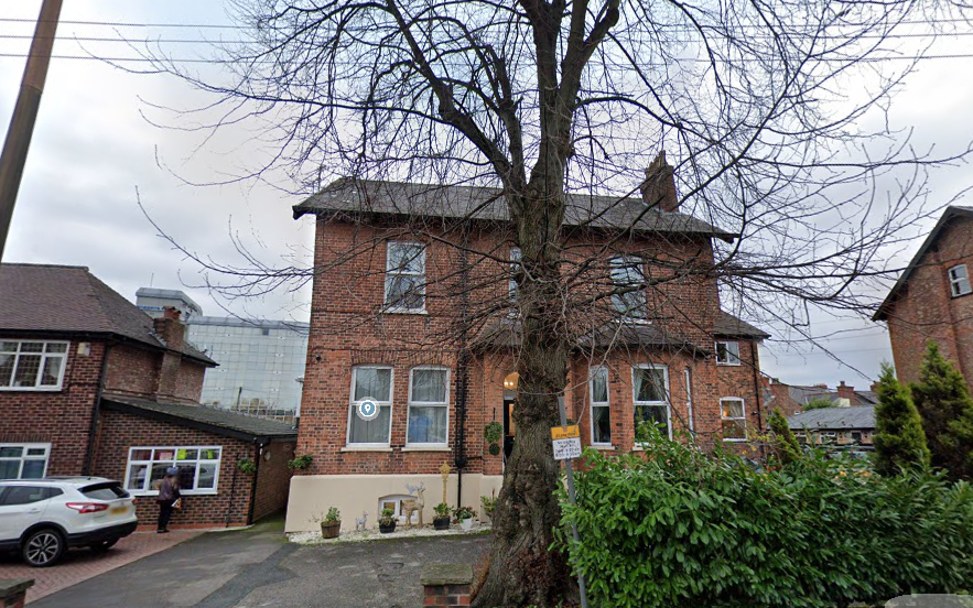Heathside Retirement Home Care Home Altrincham, WA14 1JB