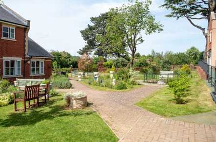 The Cedars Care Home Care Home Halstead  - 5