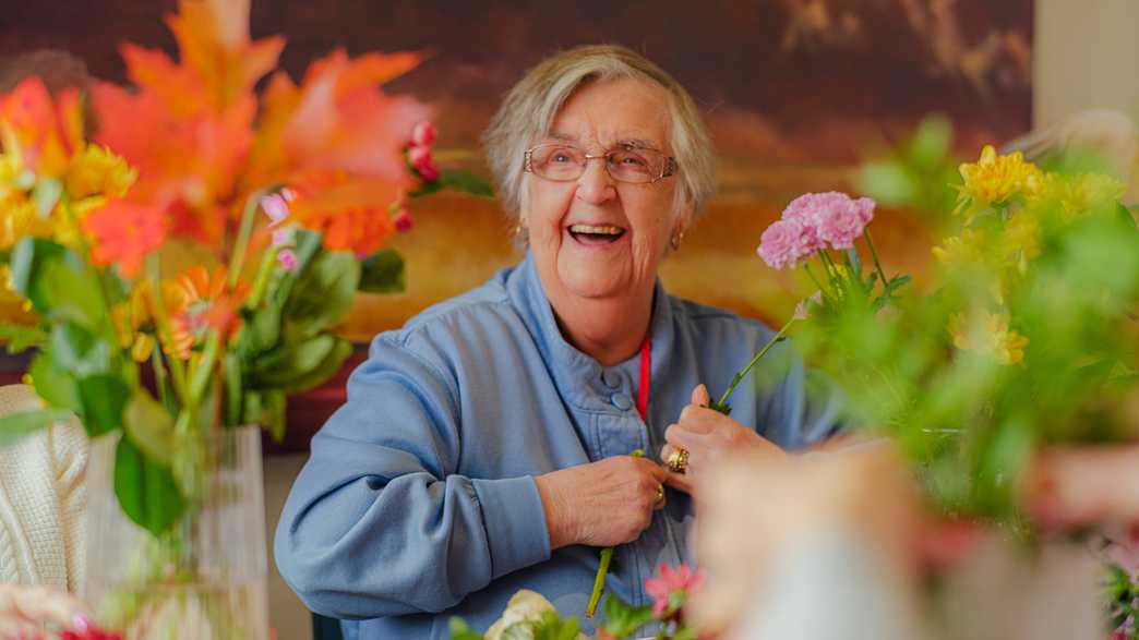 Seacroft Grange Care Home Leeds activities-carousel - 15