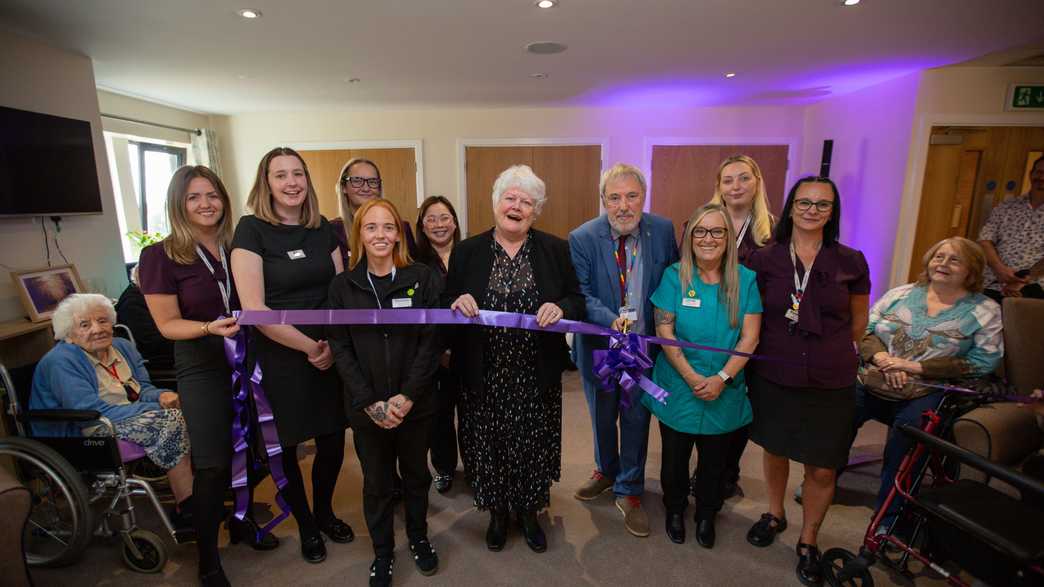 Seacroft Grange Care Home Leeds activities-carousel - 3