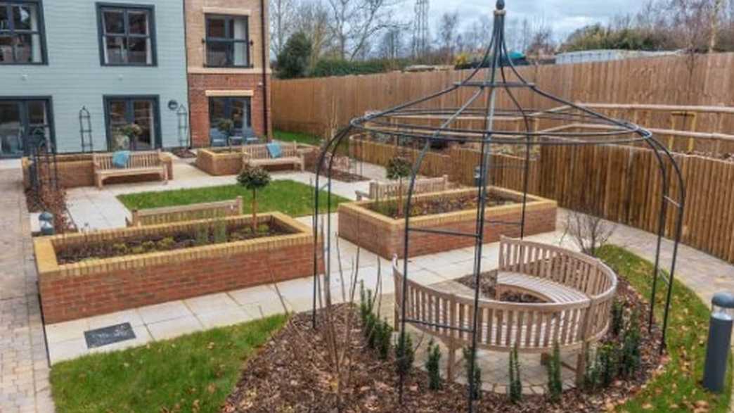 Shawford Springs Care Home Care Home Winchester buildings-carousel - 7