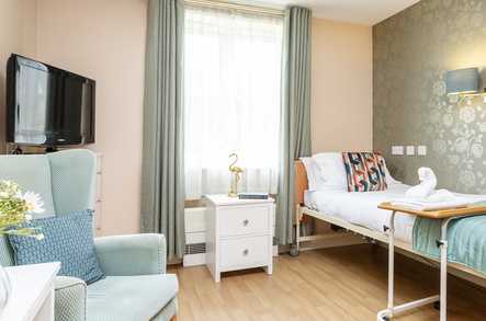 Sherrell House Care Home Care Home Chigwell  - 4