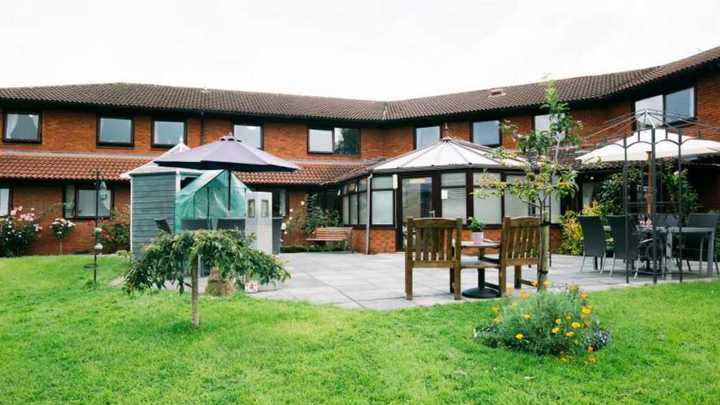 Sherwood Lodge Care Home Preston buildings-carousel - 10