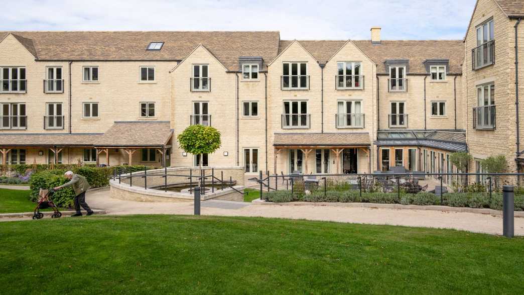 Siddington Park Retirement Living Cirencester lifestyle-carousel - 4