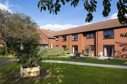 Simon Marks Court care home Care Home Leeds  - 4