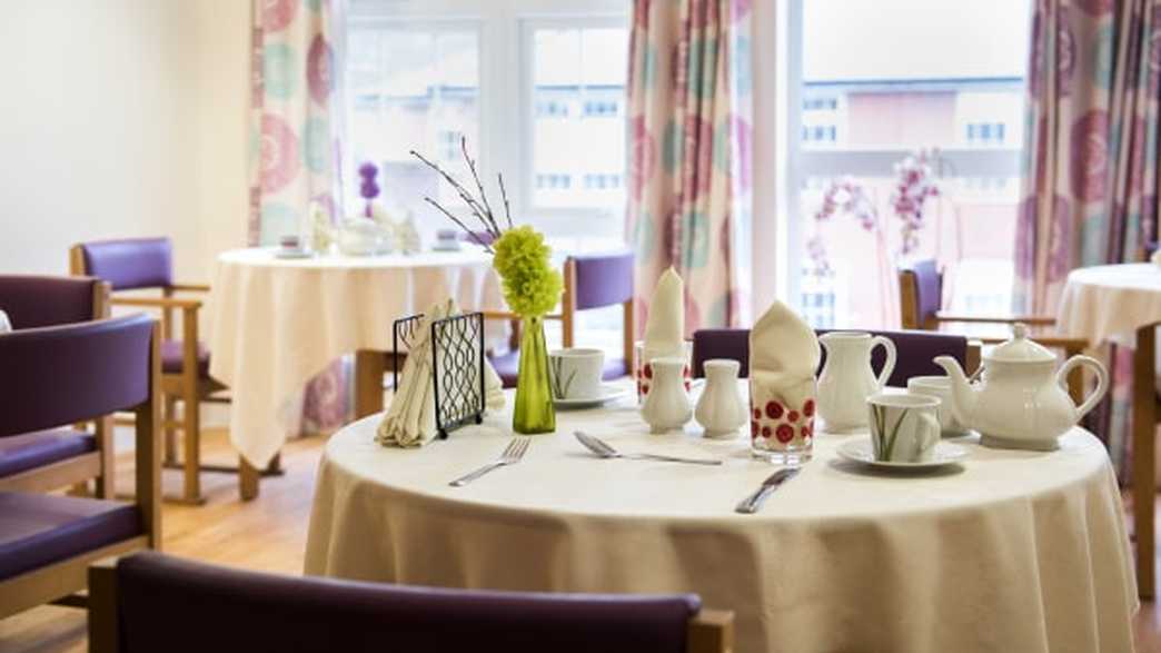 Sir Aubrey Ward House Care Home Marlow buildings-carousel - 1