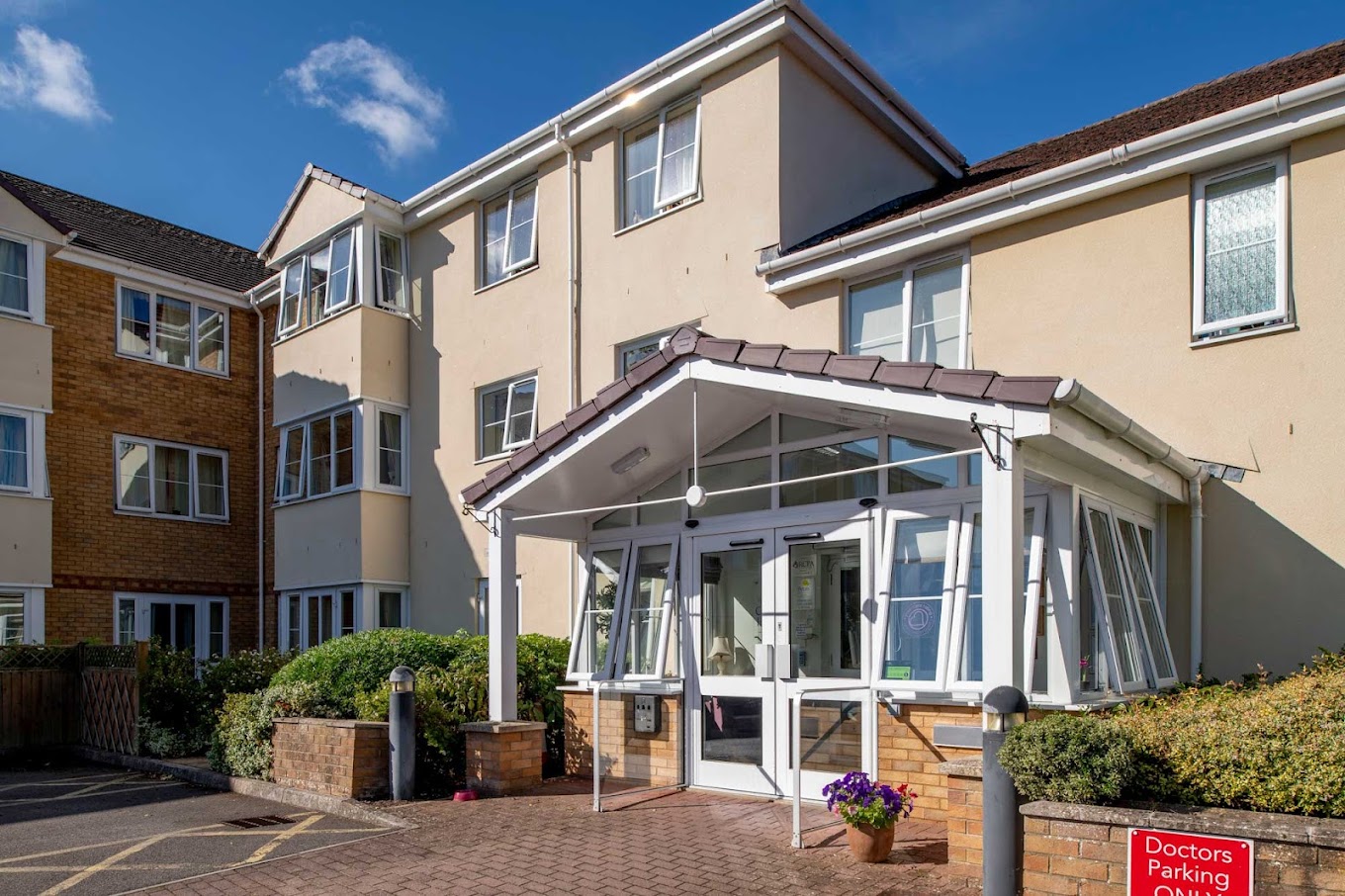 Calway House Care Home Taunton, TA1 3EQ