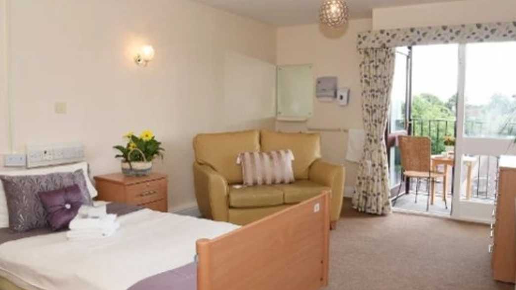 South Park Care Home Care Home York accommodation-carousel - 1