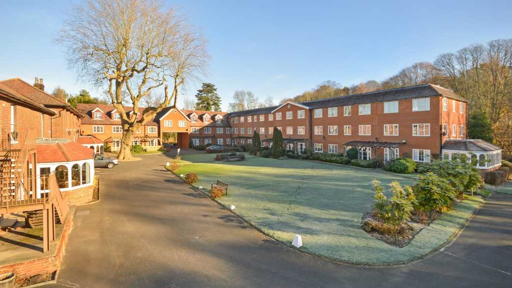 Southdowns Retirement Village Retirement Living Dartford wellbeing-carousel - 1