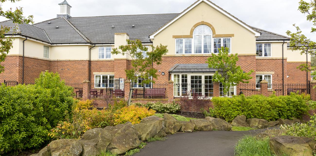 Spen Court Care Home Heckmondwike, WF16 0ND