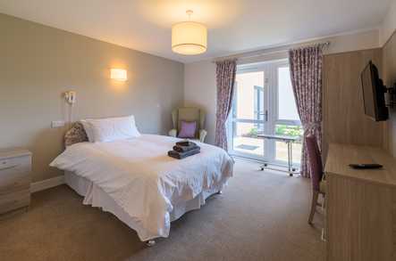 Springfield Manor Care Home Care Home Stoke-on-Trent  - 5