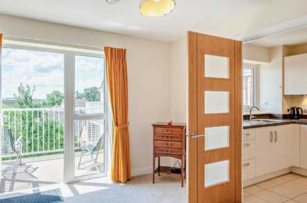 Squire Court image 2